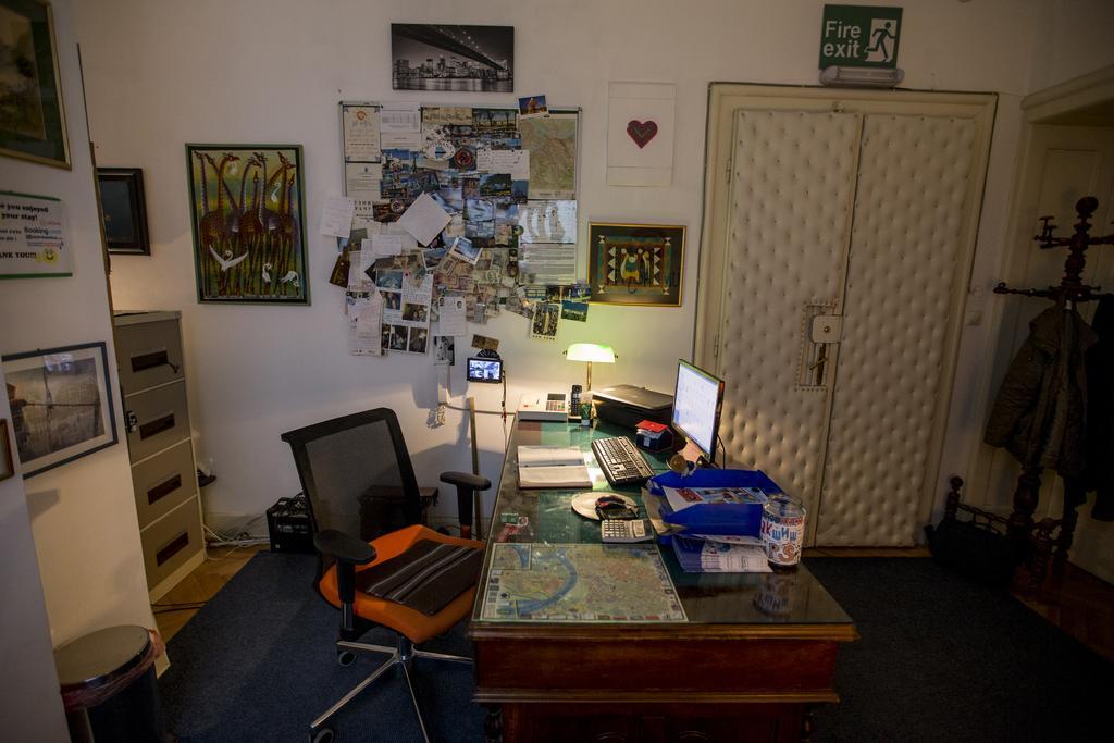 Sun Hostel Белград Екстериор снимка