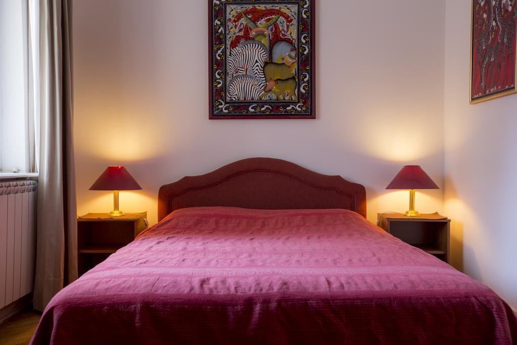 Sun Hostel Белград Стая снимка