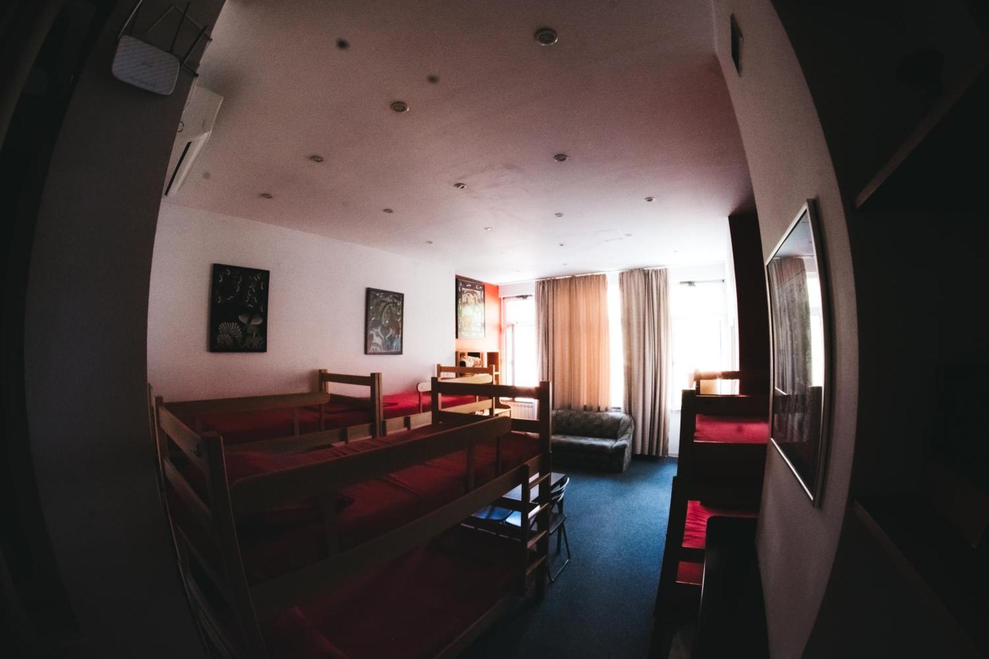 Sun Hostel Белград Екстериор снимка