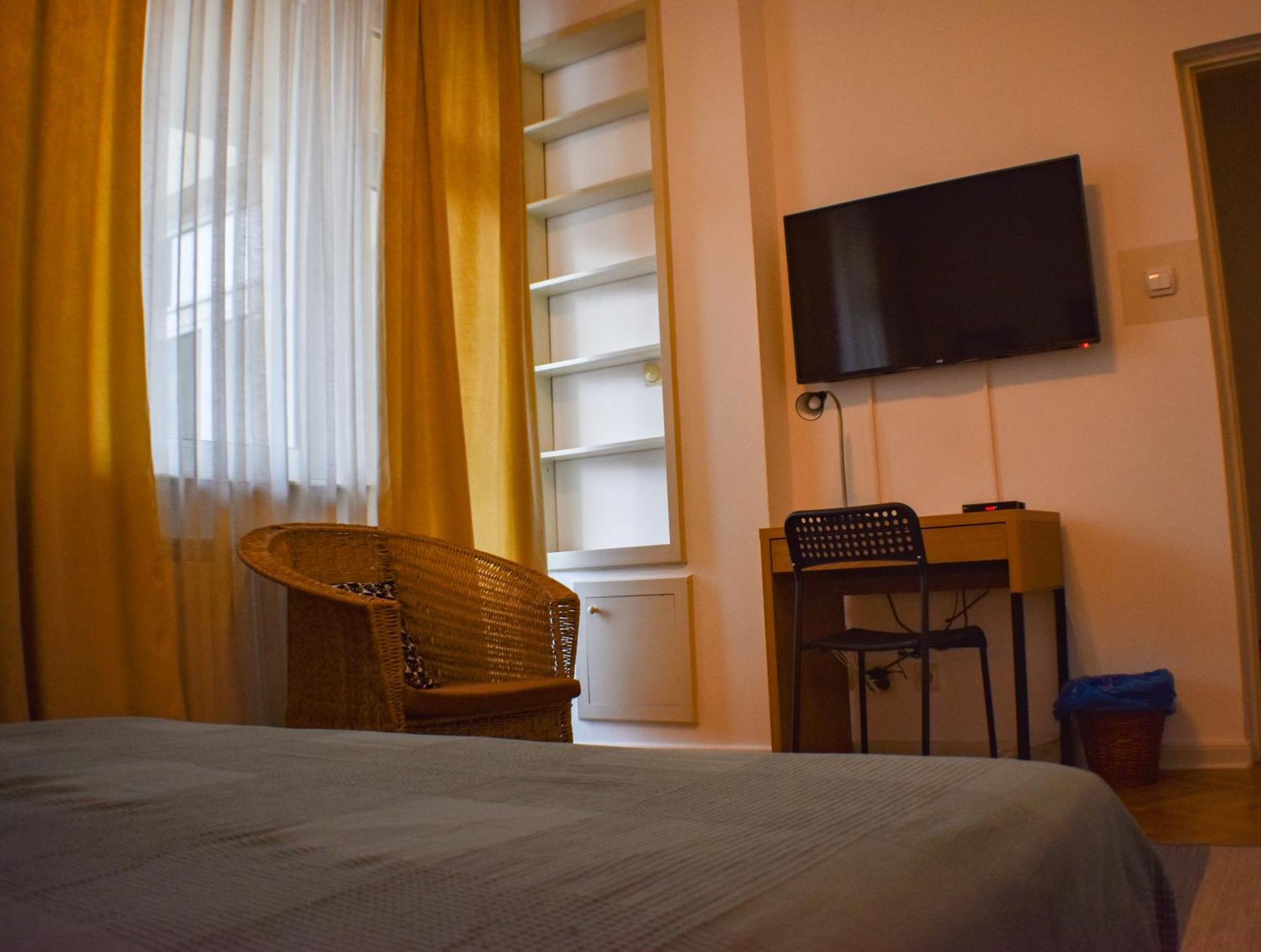 Sun Hostel Белград Екстериор снимка