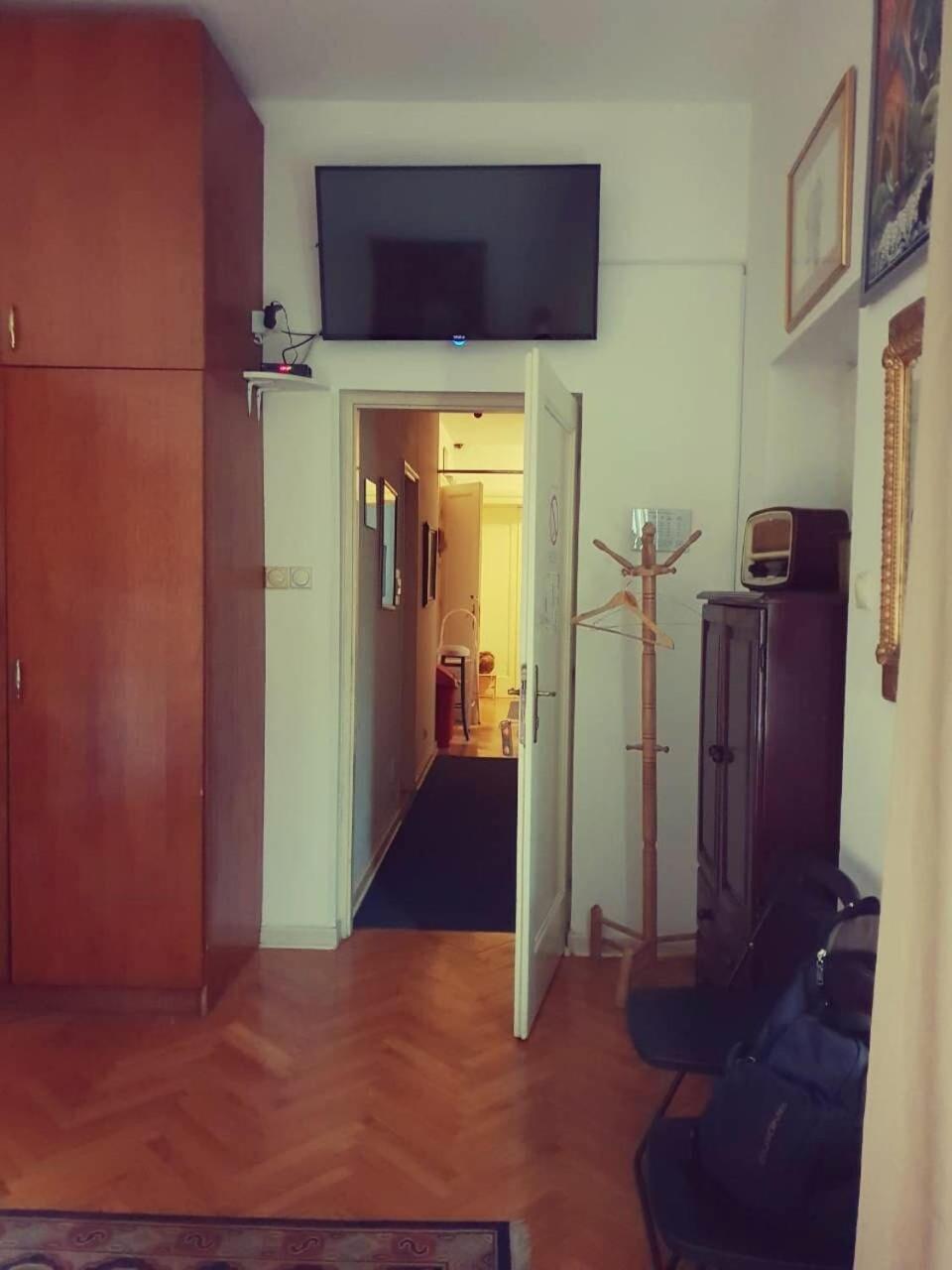 Sun Hostel Белград Екстериор снимка
